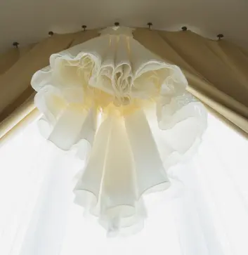 curve curtains