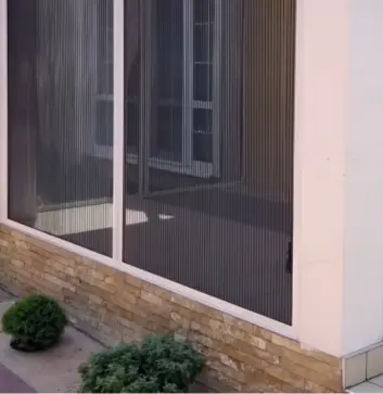 flyscreen
